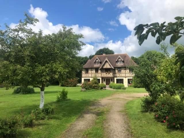 Manoir Melphil Bed and Breakfast Saint-Étienne-la-Thillaye Buitenkant foto