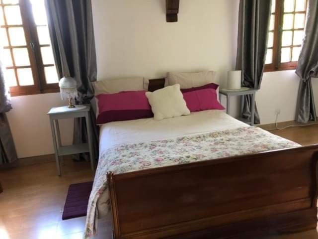 Manoir Melphil Bed and Breakfast Saint-Étienne-la-Thillaye Buitenkant foto