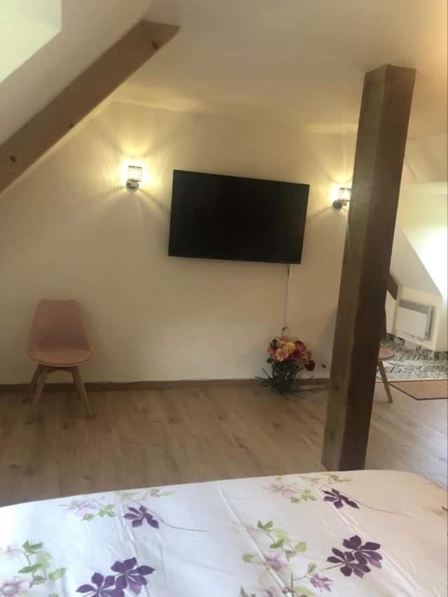 Manoir Melphil Bed and Breakfast Saint-Étienne-la-Thillaye Buitenkant foto