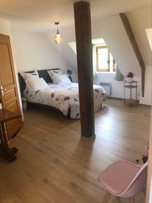 Manoir Melphil Bed and Breakfast Saint-Étienne-la-Thillaye Buitenkant foto