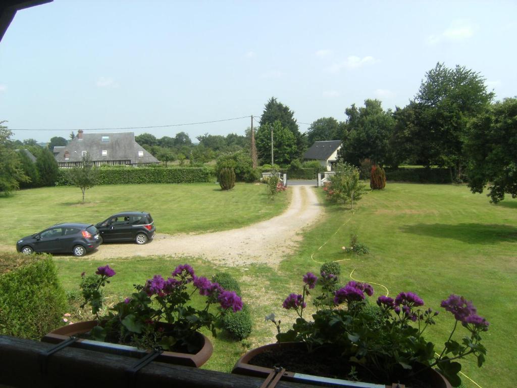 Manoir Melphil Bed and Breakfast Saint-Étienne-la-Thillaye Buitenkant foto
